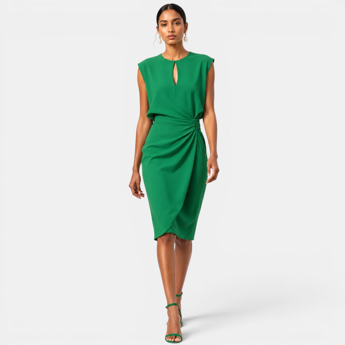 Belcien | Elegant Ruched Midi Dress with Keyhole Neckline