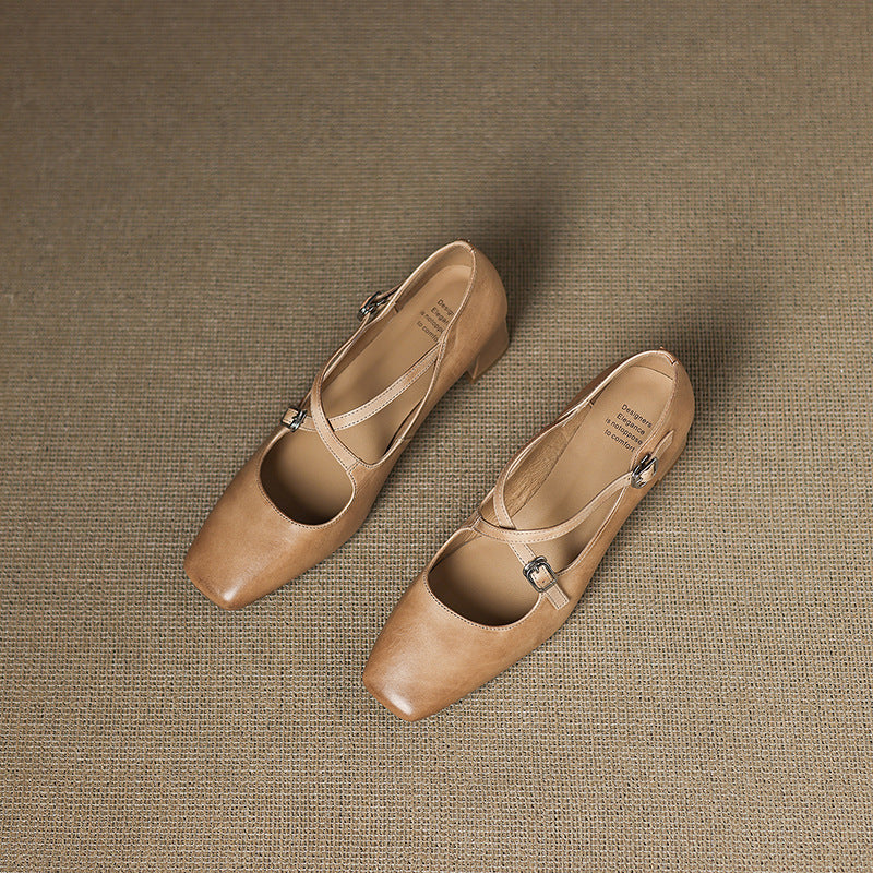 Marvane Kitten Heels in Pelle