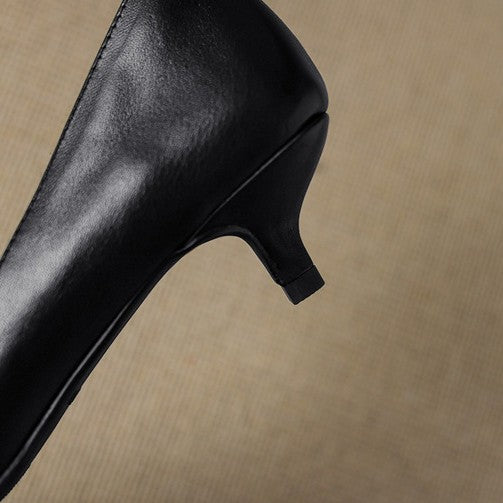 Pumps in Pelle con Tacco Kitten Orlisse