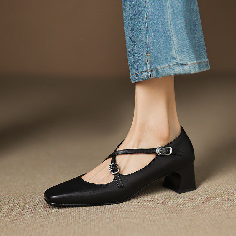 Marvane Kitten Heels in Pelle