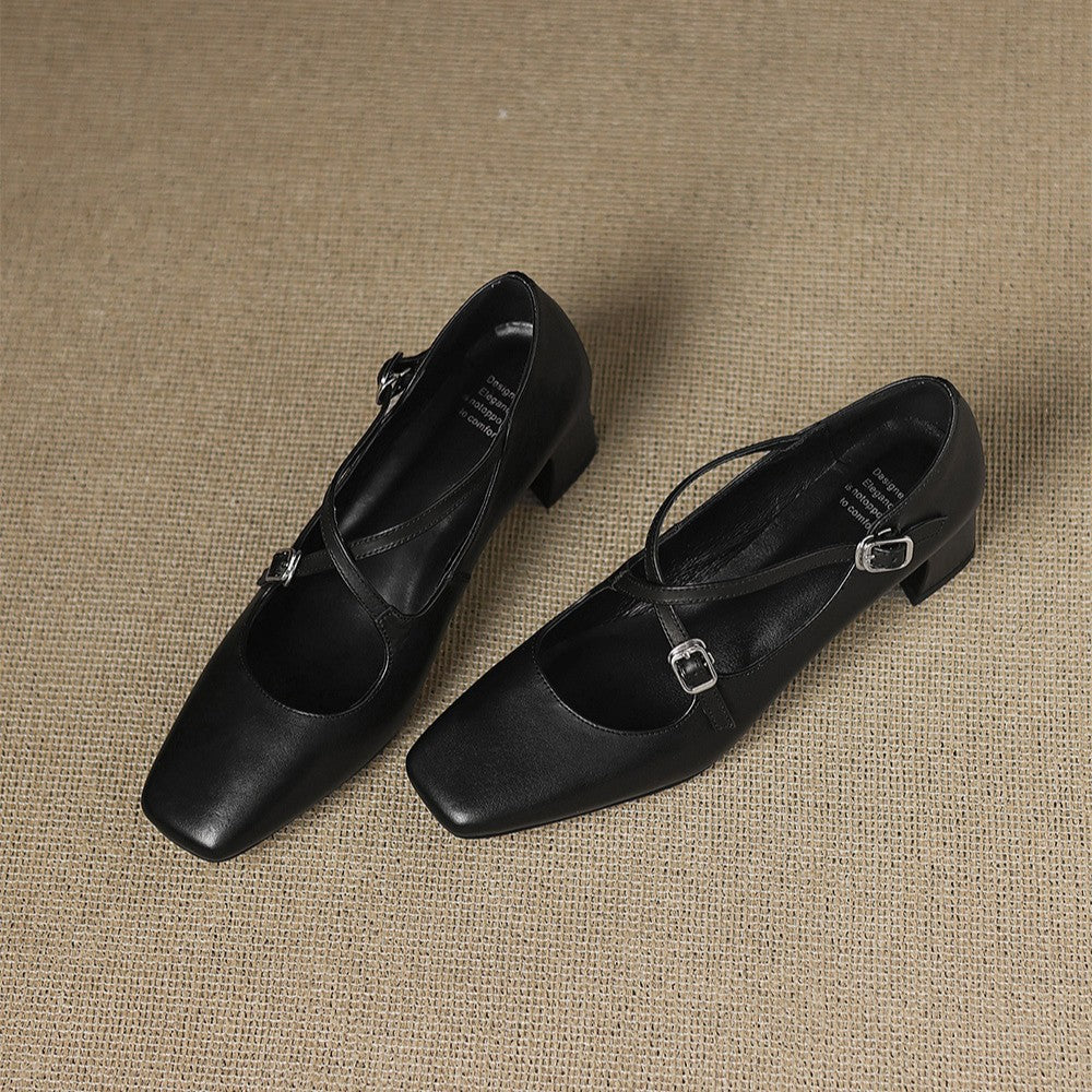 Marvane Kitten Heels in Pelle