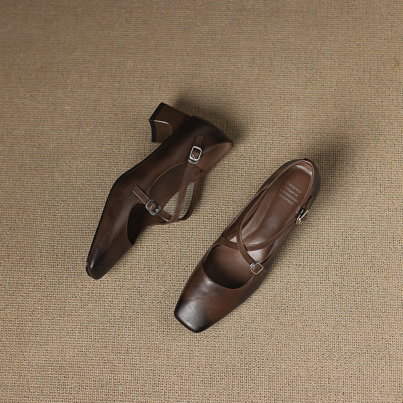 Marvane Kitten Heels in Pelle