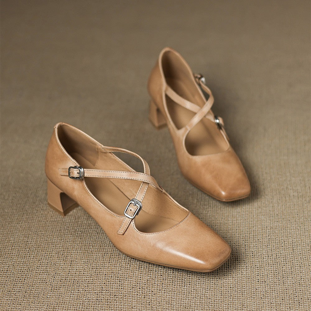 Marvane Kitten Heels in Pelle