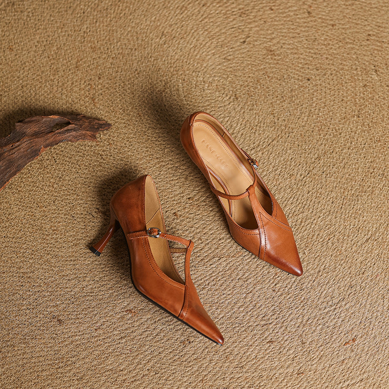 Pumps in Pelle Aveline con T-strap
