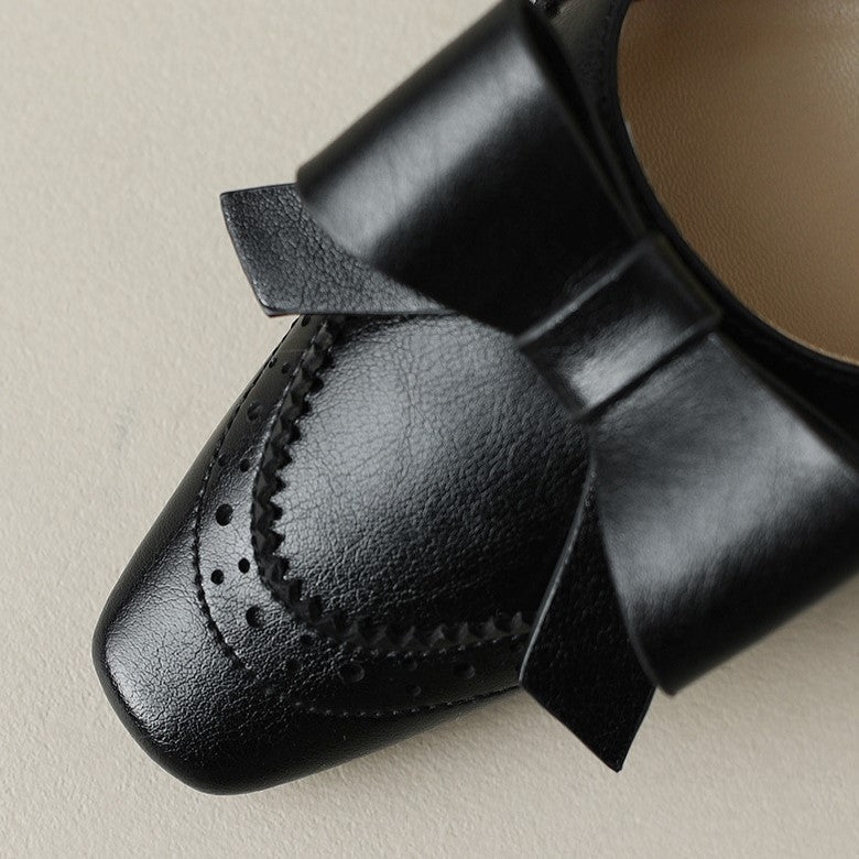 Célora Décolleté in Pelle con Nastro