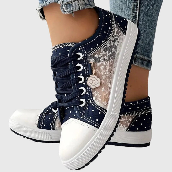 Elena| Supporting Sneakers