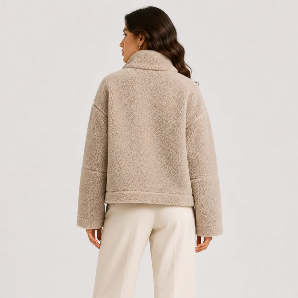 Women's classic full-zip fleece jacket with high collar in beige and cream