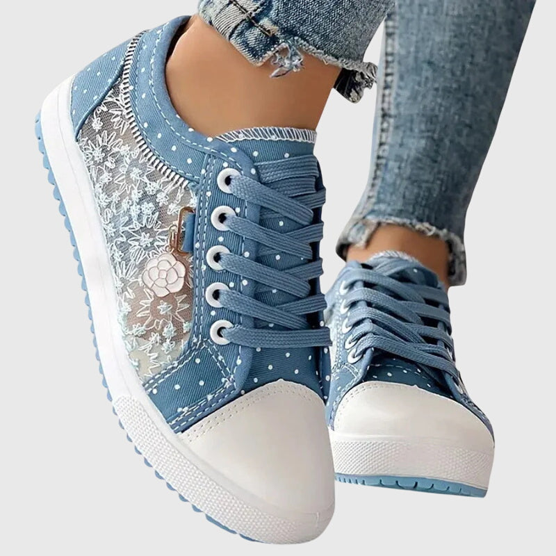 Elena| Supporting Sneakers