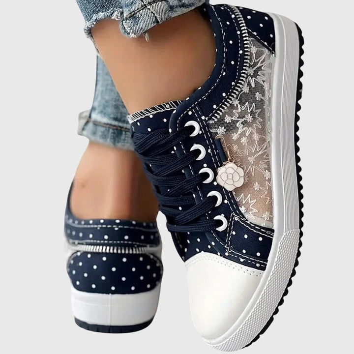 Elena| Supporting Sneakers