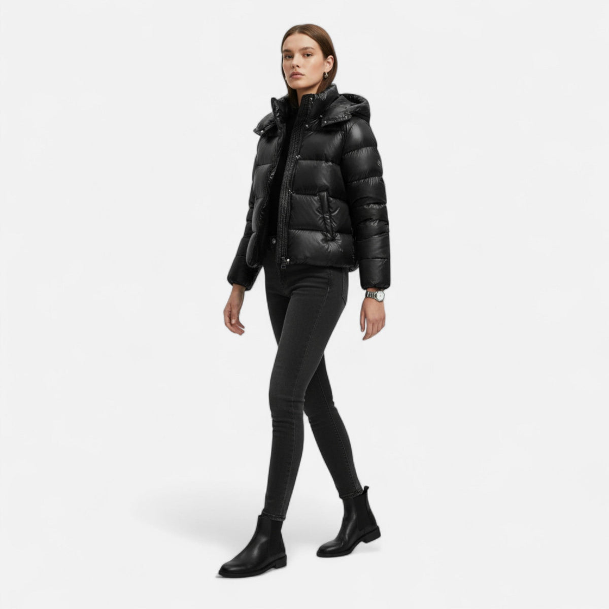 Women's slim-fit puffer jacket in black with a streamlined silhouette