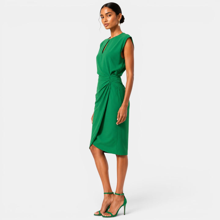 Belcien | Elegant Ruched Midi Dress with Keyhole Neckline