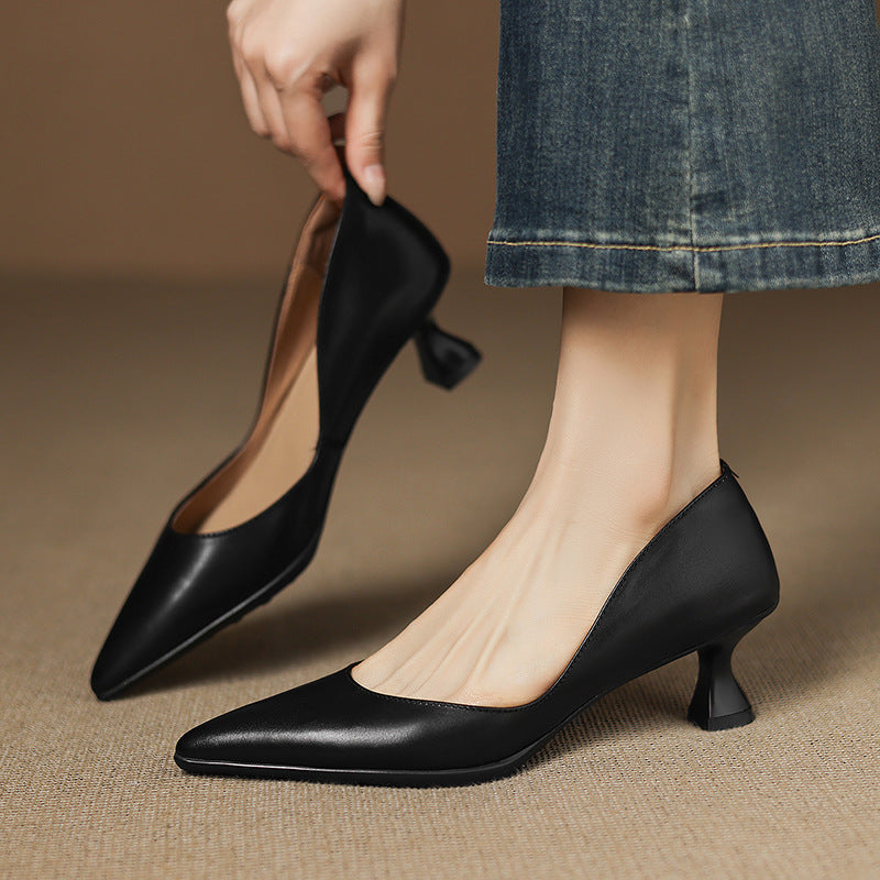 Calzature Calenne in Pelle con Tacco Kitten