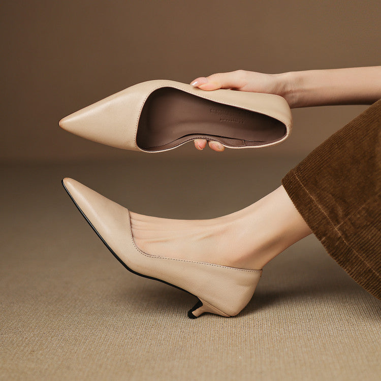 Pumps in Pelle con Tacco Kitten Orlisse
