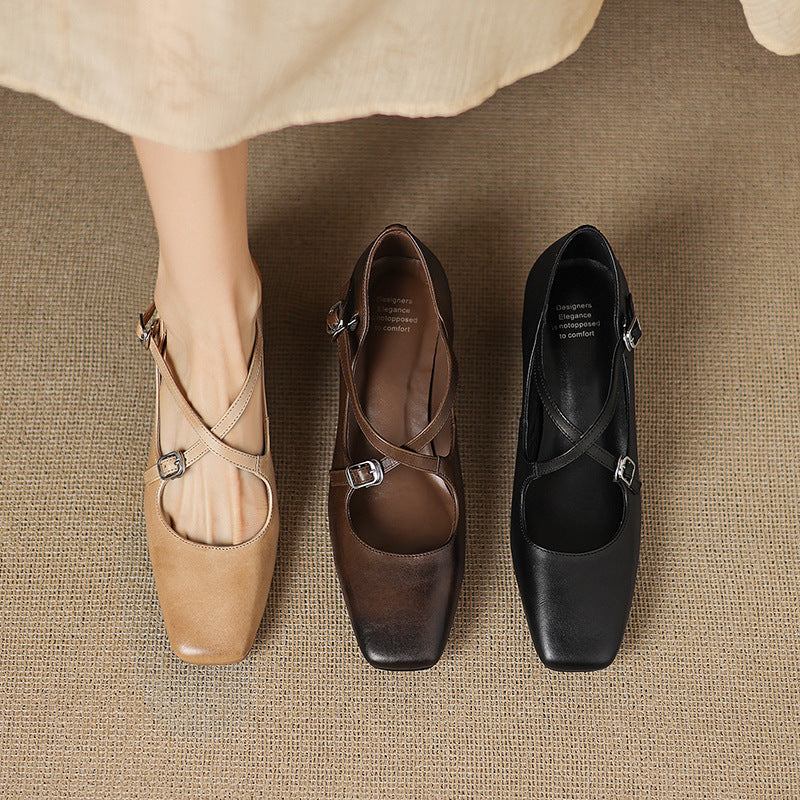 Marvane Kitten Heels in Pelle