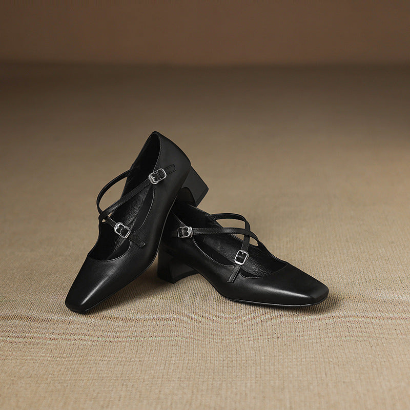 Marvane Kitten Heels in Pelle