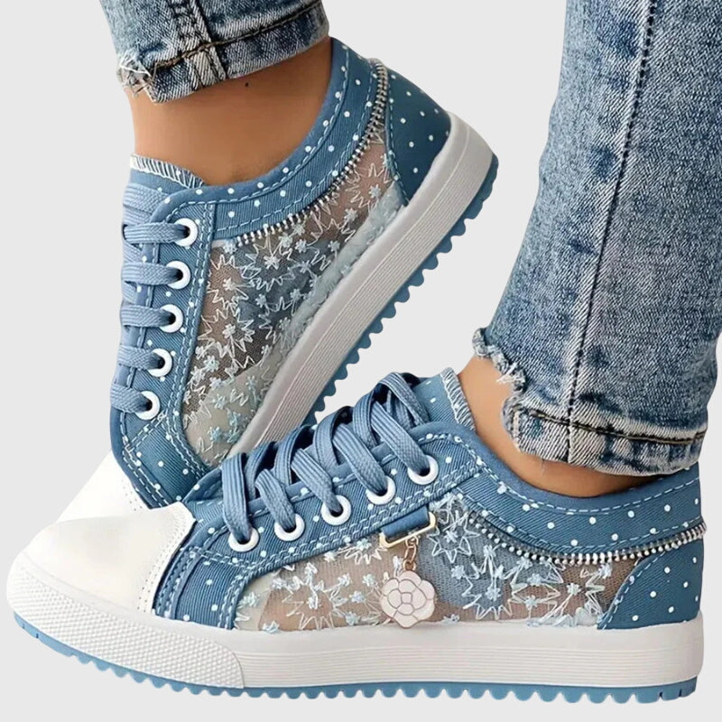 Elena| Supporting Sneakers