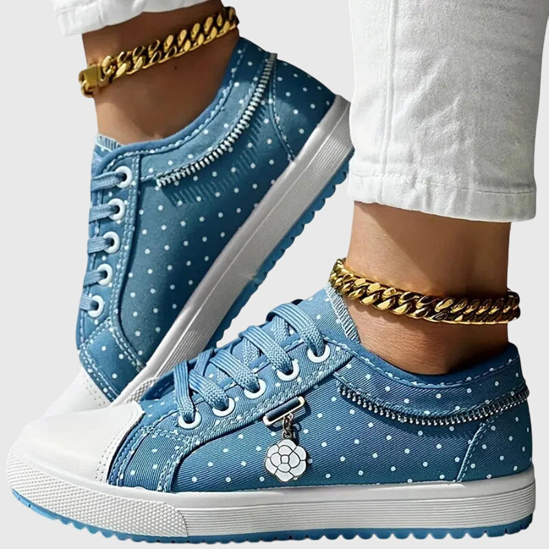Elena| Supporting Sneakers