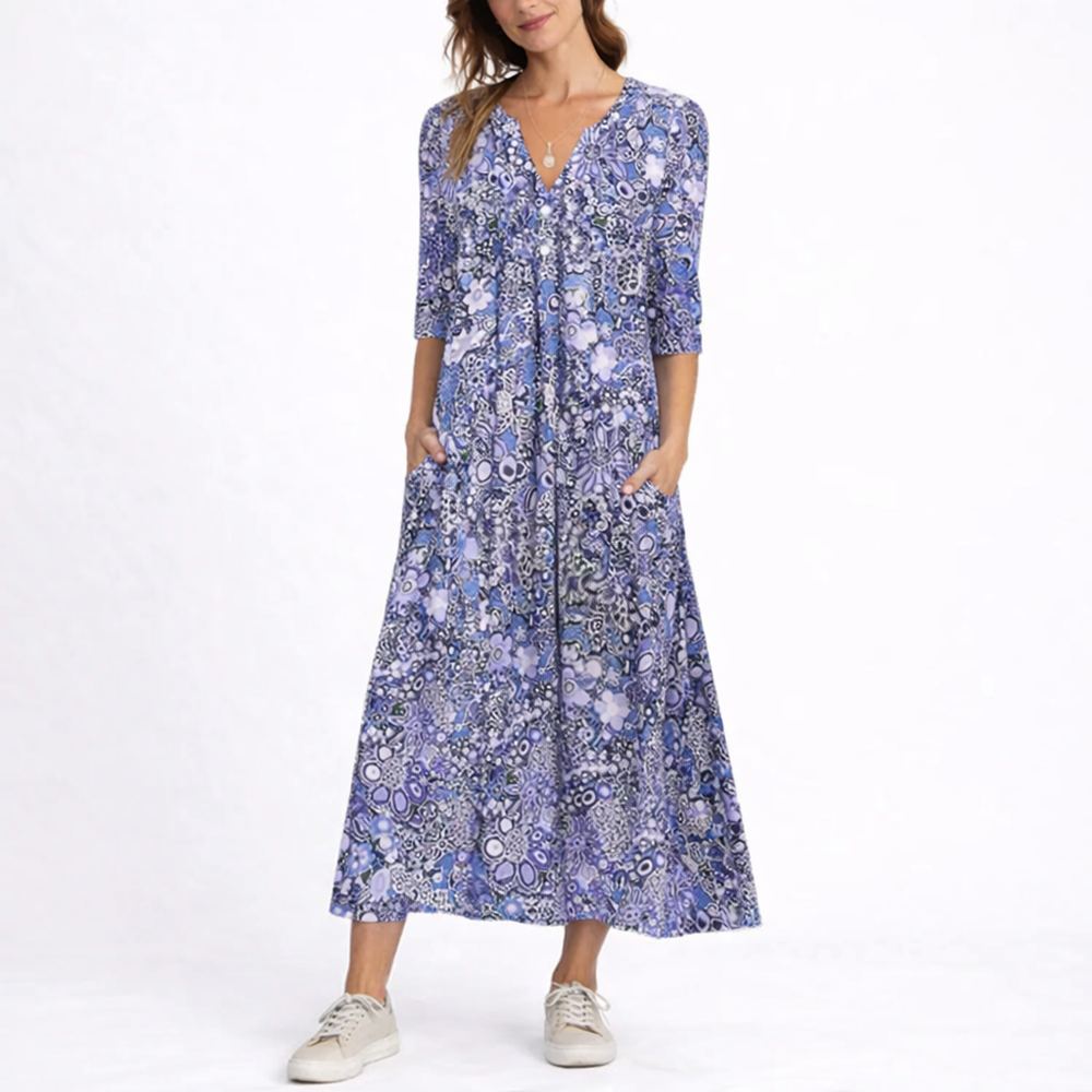 Floral print midi dress with V-neckline, three-quarter sleeves and side pockets