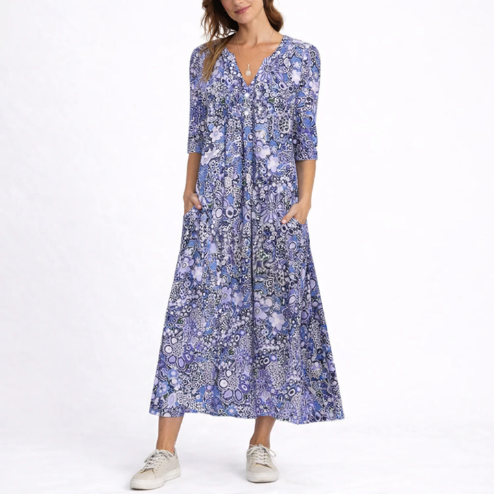 Floral print midi dress with V-neckline, three-quarter sleeves and side pockets