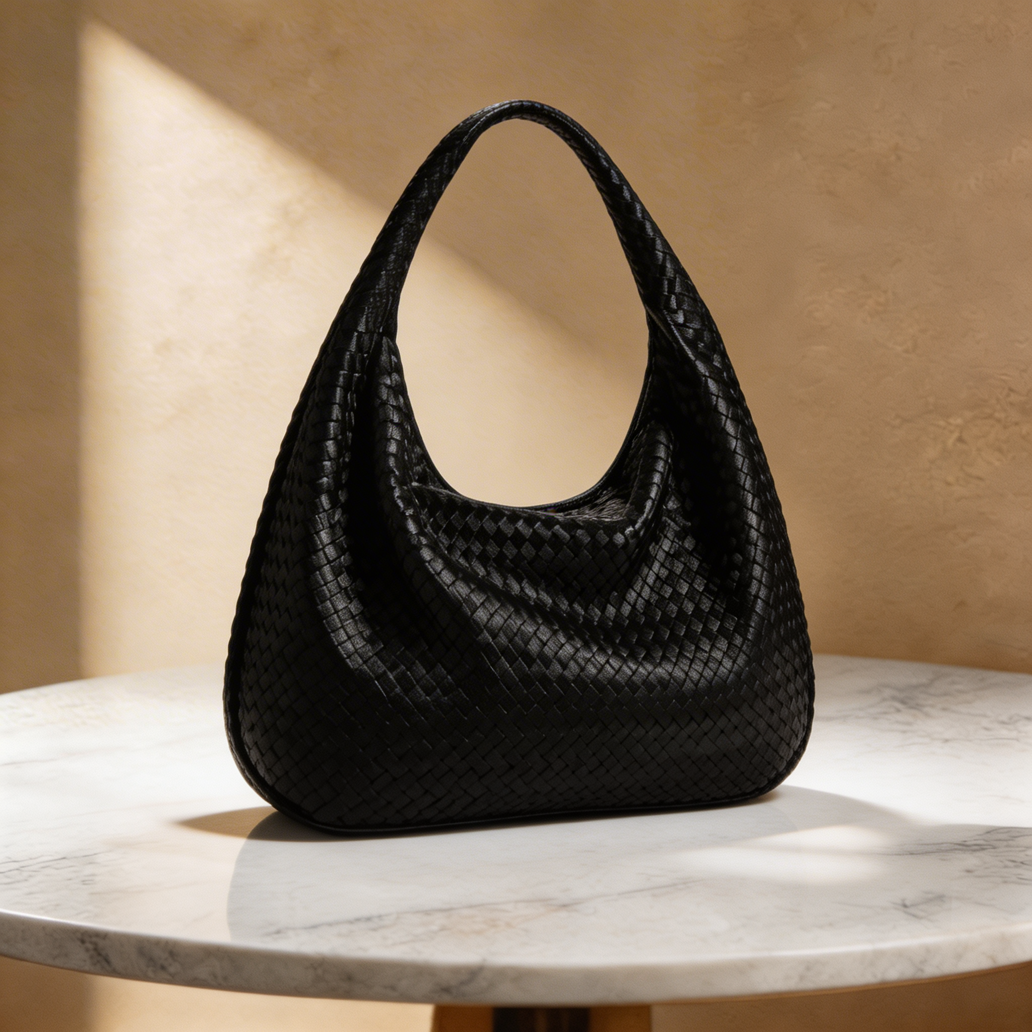 Kim's | WOMEN'S HOBO BAG | WOVEN | SOFT